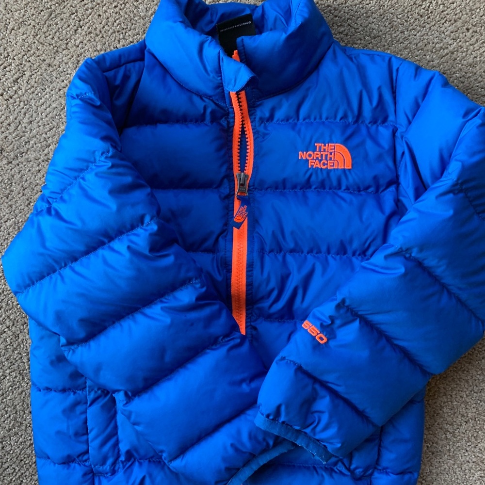 Boys size 5 North Face fall / winter puffer coat